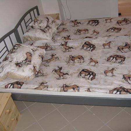 Karpati Motel Будапеща Екстериор снимка